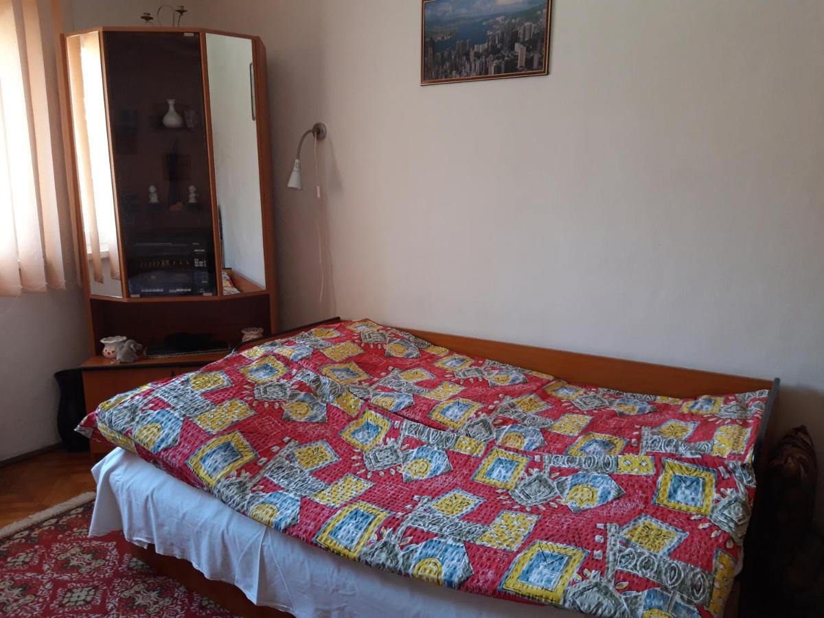 Papp Apartman Sovata Buitenkant foto
